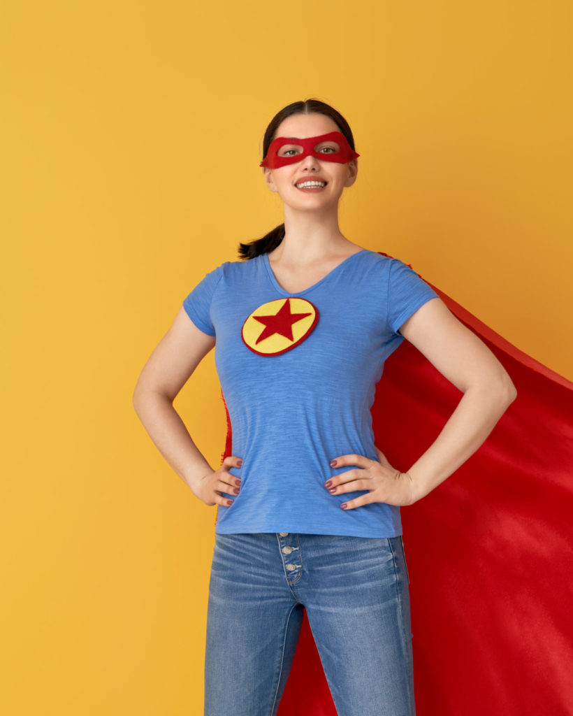 Dame in Callcenter Superhero Kostüm